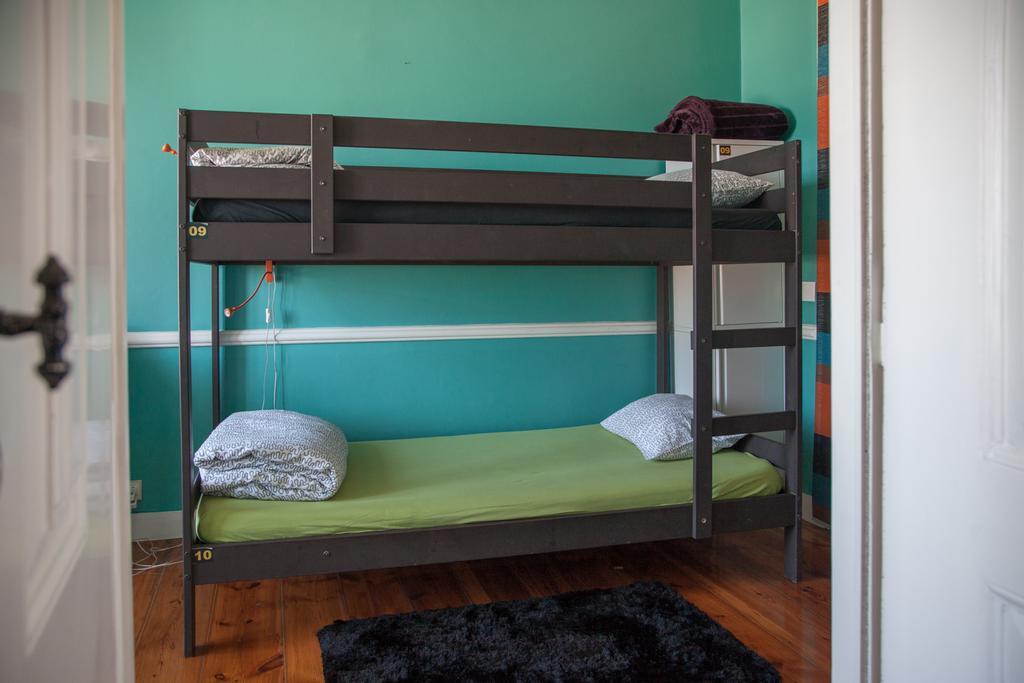 Hostel Graca 28 Lisboa Rum bild
